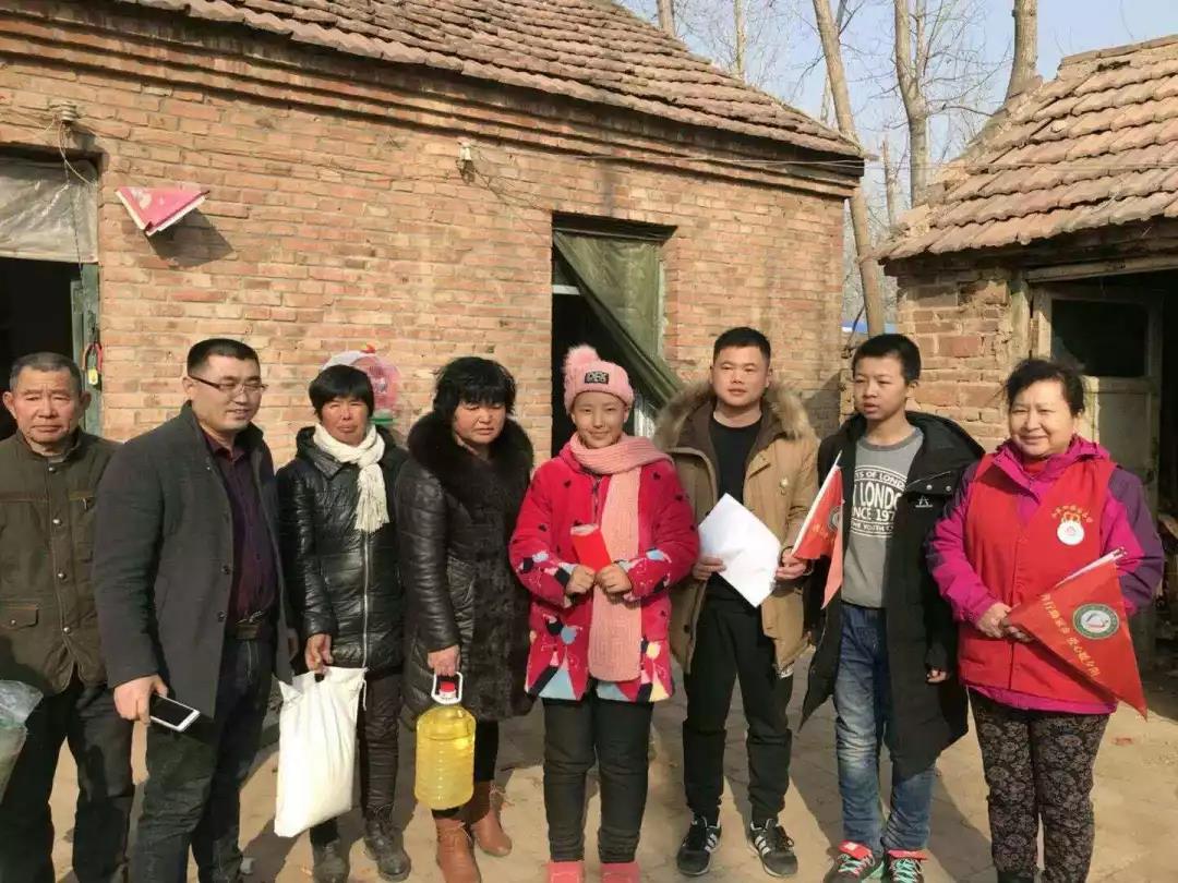 单县商会善行助家乡，爱心暖夕阳 
