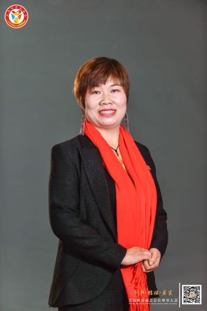 青岛单县商会理事 朱  漠