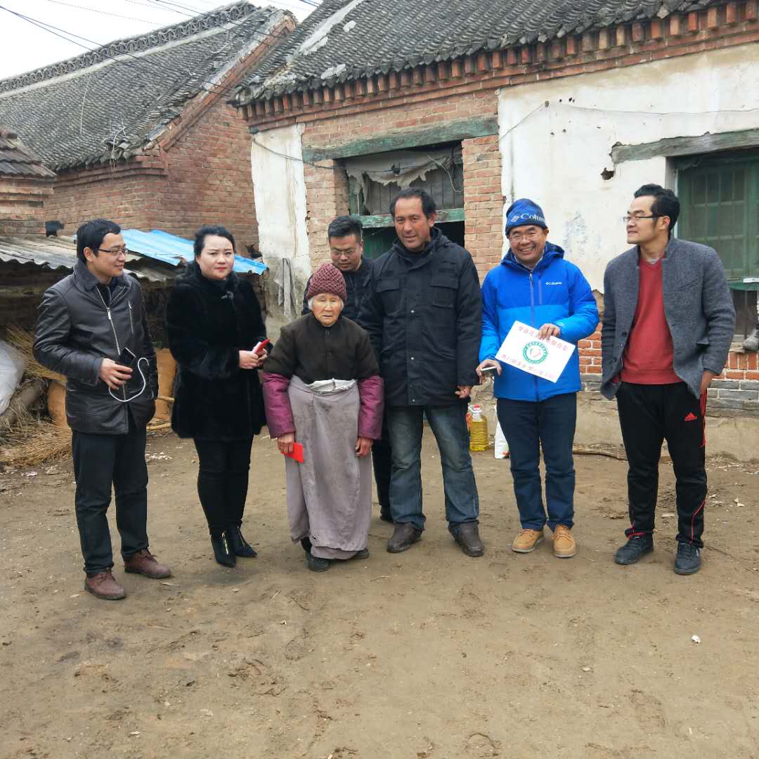 善商助家乡·爱心暖冬行 ——记青岛单县商会家乡“暖冬”活动 