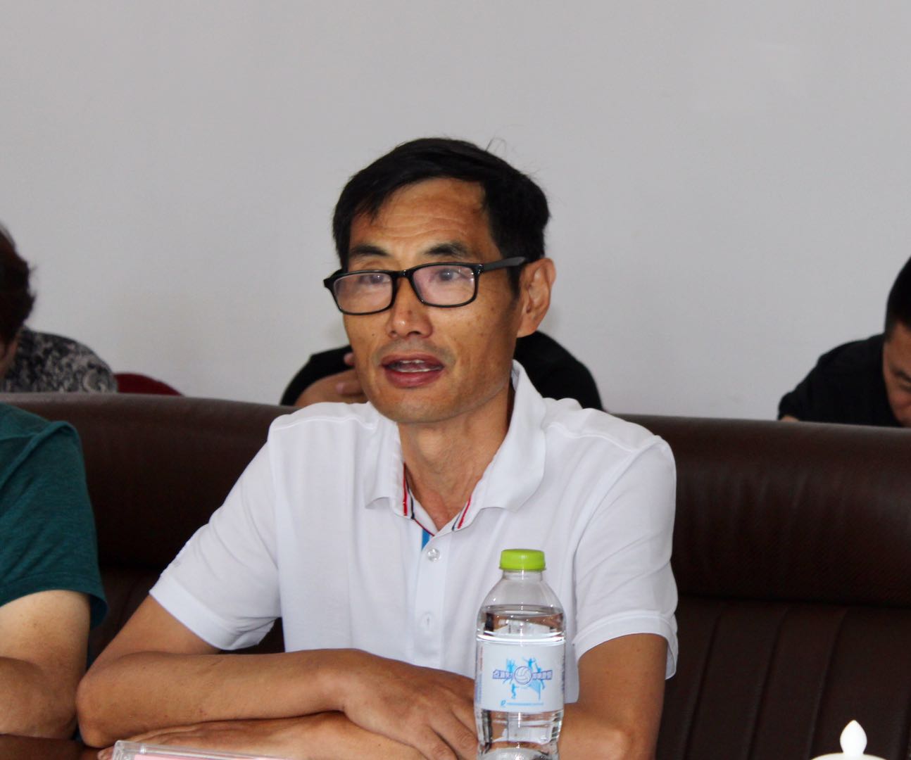 由单县县委县政府、工商联组织的"埠外单县部分商会党建和返乡创业座谈会"在青岛召开